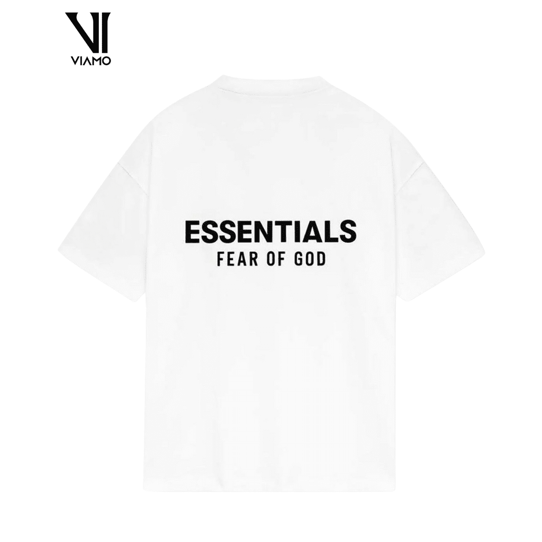 Fear of God Essentials Classic Fit T-Shirt w kolorze Bright White. 